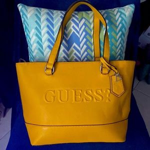 Guess Shoulder Bag